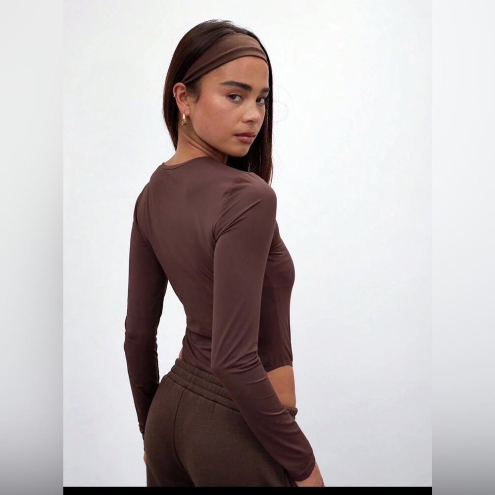 Musera Sport Long Sleeve Slinky Compression Bodysuit Casual for Spring & Summer - Picture 5 of 11